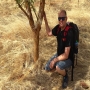 Henrik Rasmussen showing an acacia tree